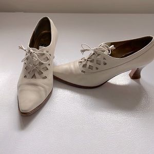 Vintage Stuart Weitzman shoes size 7 1/2